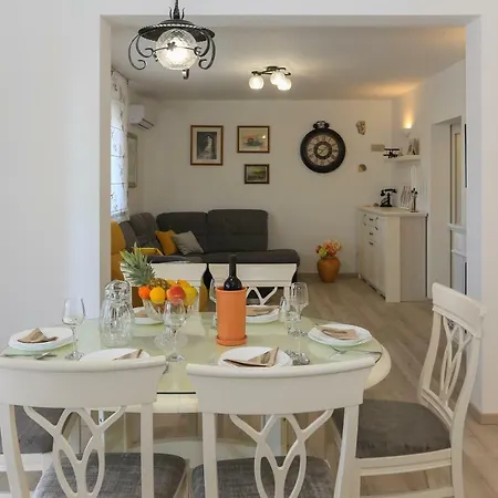 Periska Apartment